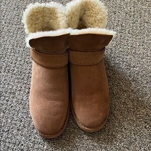 UGG McKay Boots